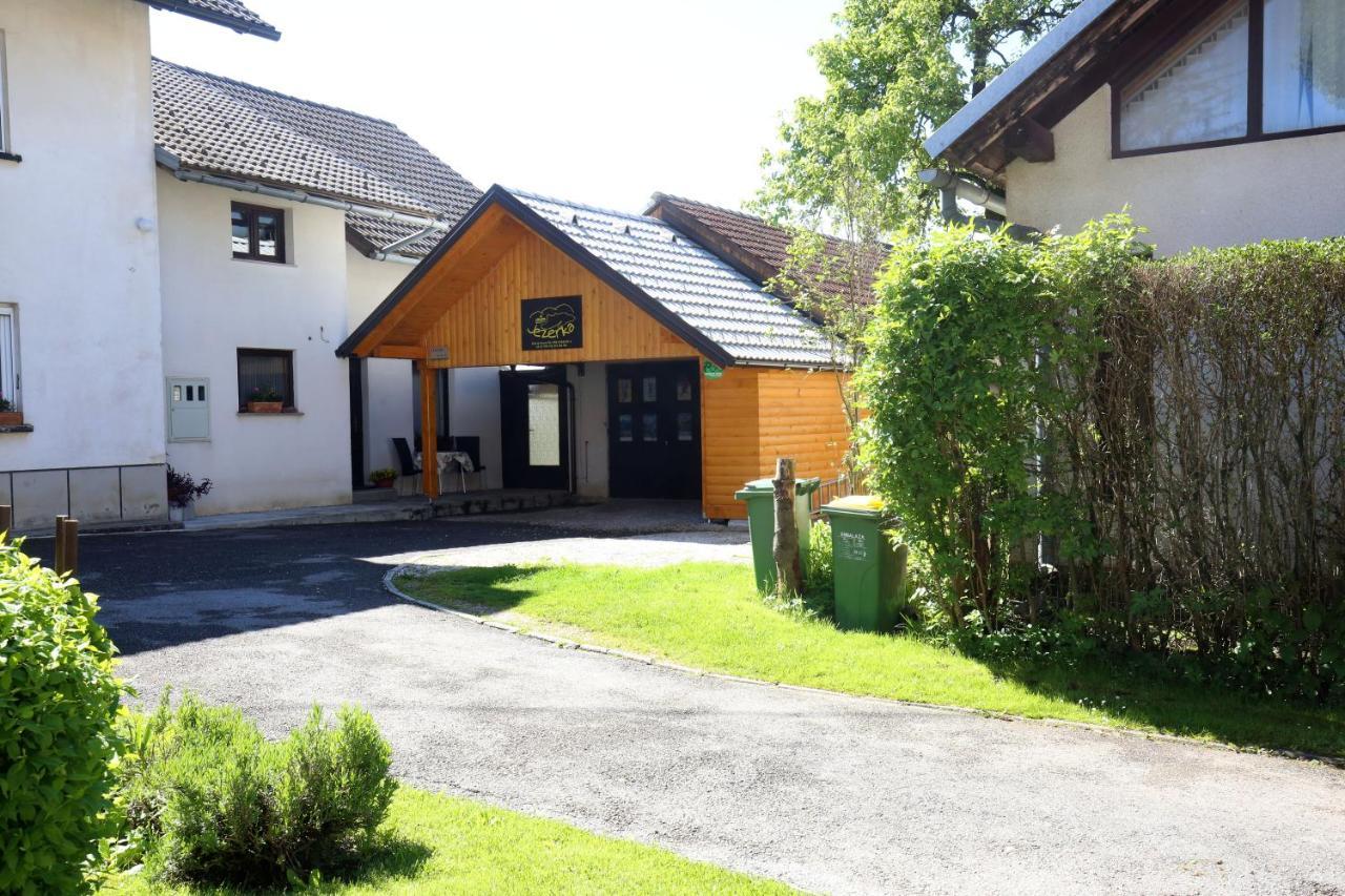 Apartment Jezerka Cerknica Exteriör bild