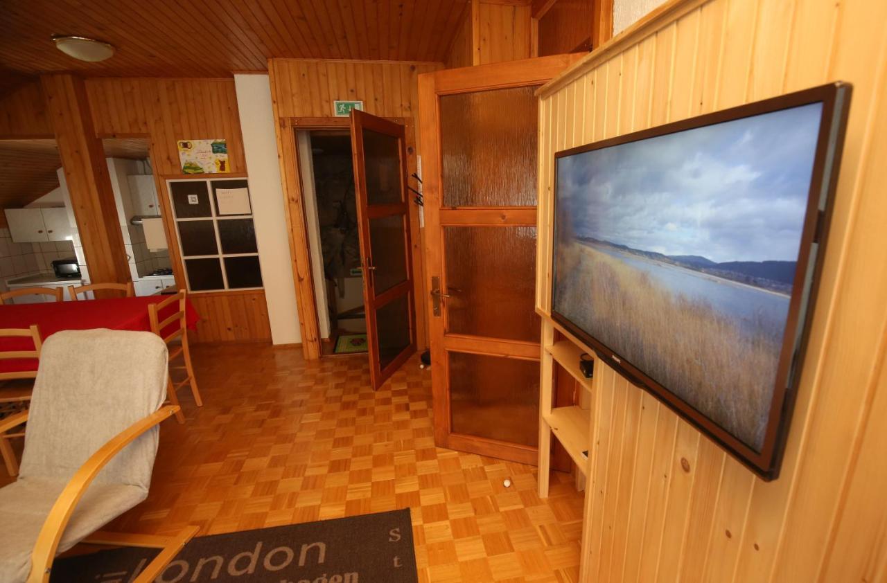 Apartment Jezerka Cerknica Exteriör bild