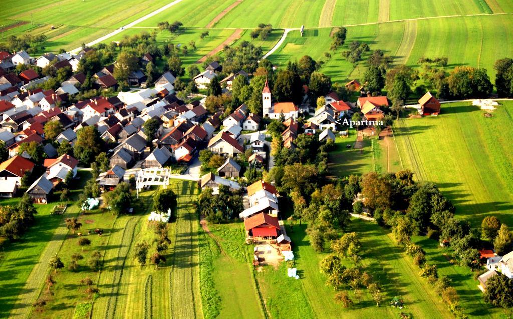 Apartment Jezerka Cerknica Exteriör bild